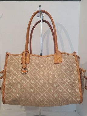 Dooney & Bourke Vintage Bag